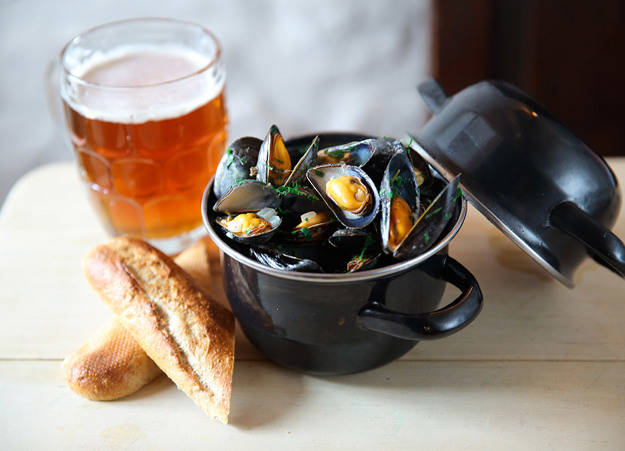TKH Mussels & A Pint